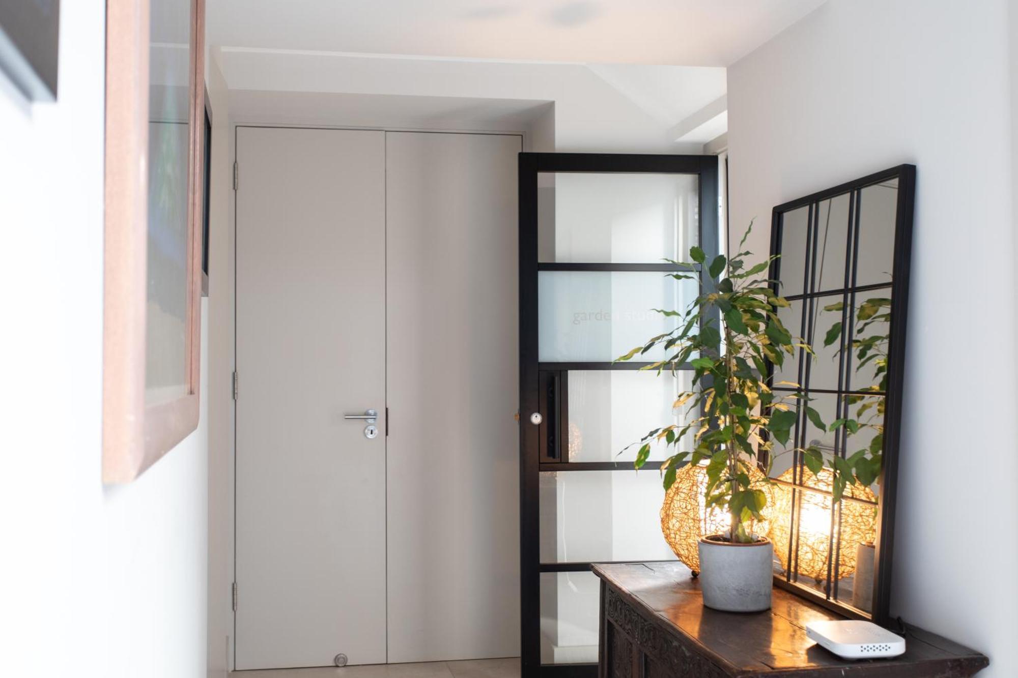 Stunning, Architecturally Designed Garden With Parking Appartamento Londra